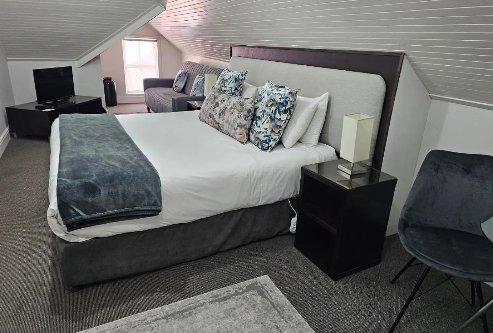 4 On Varneys Guest House Cape Town 4*,  South Africa