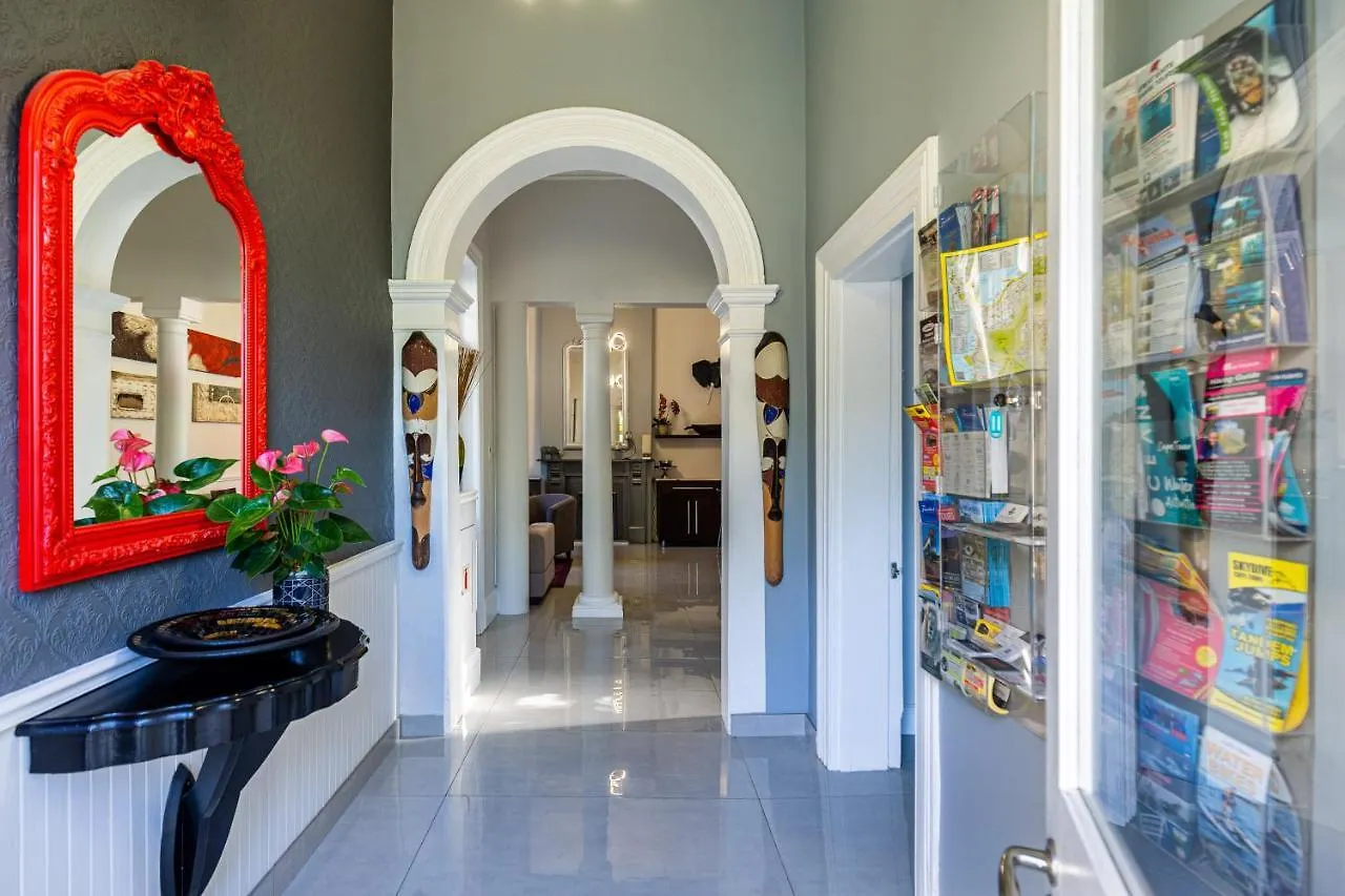 4 On Varneys Guest House Cape Town