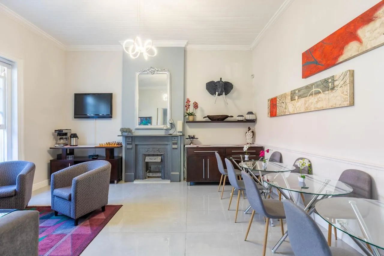 4 On Varneys Guest House Cape Town