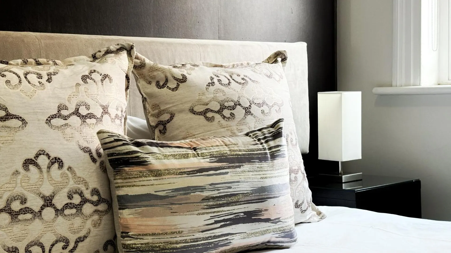 4 On Varneys Guest House Cape Town 4*,  South Africa